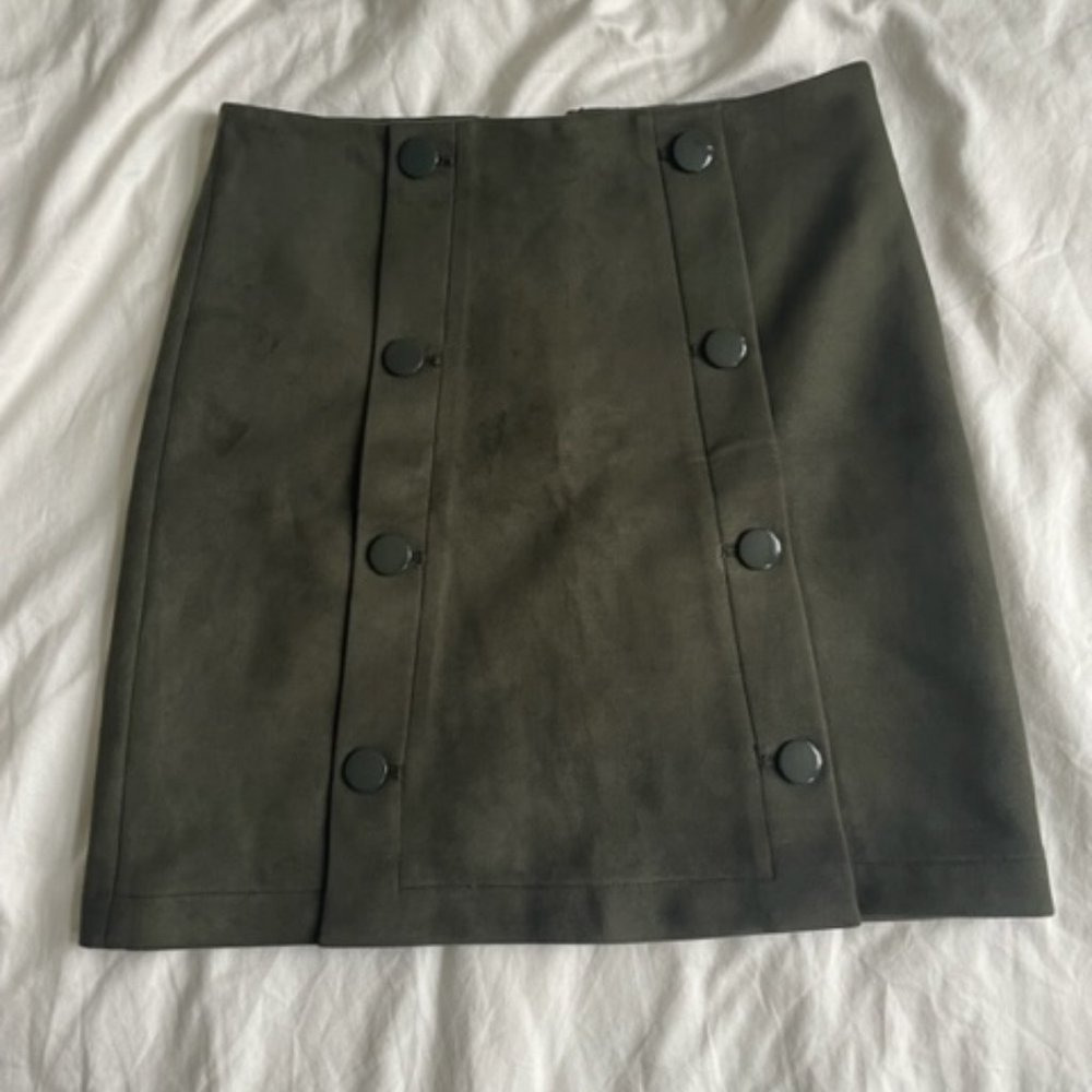 Suede Olive Green Mini Skirt - Like New Condition - Petite Small